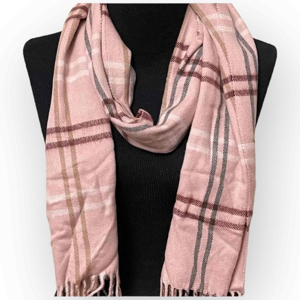 NWT Steve Madden Blush Pink Plaid Muffler Scarf – Made in Italy